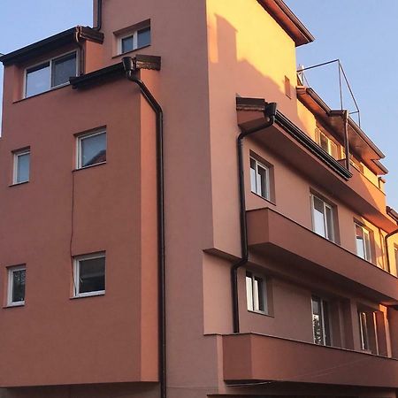 Central House بلاغويفغراد المظهر الخارجي الصورة